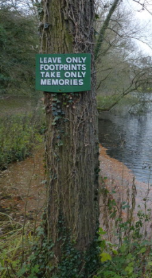 onlyfootprints-sign